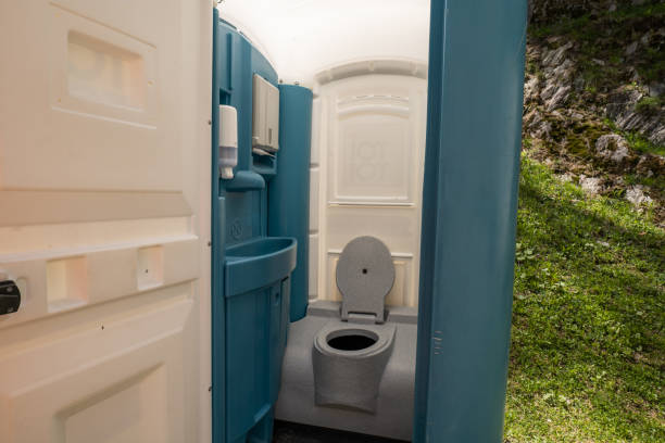 Best Portable toilet rental cost  in Clayton, DE