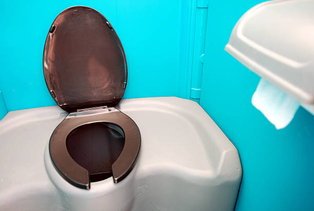 Best Sanitation services for porta potties  in Clayton, DE