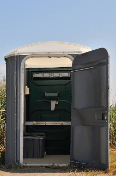 Best Portable toilet rental cost  in Clayton, DE